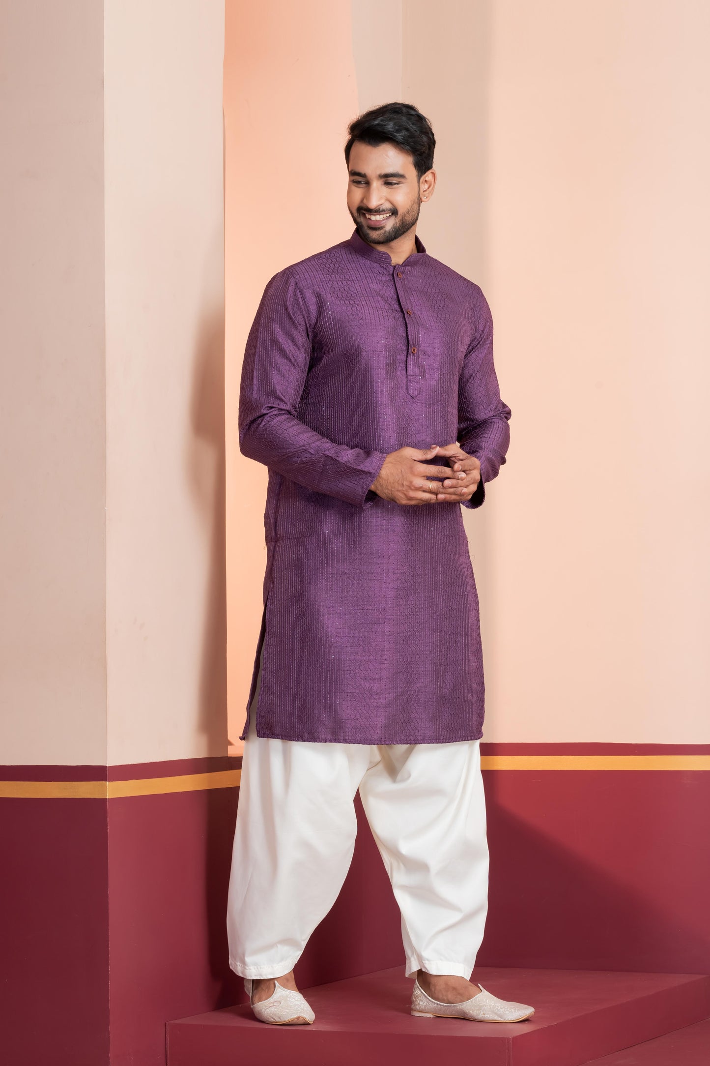 urple Banglory Silk Embroidered Kurta Pyjama: