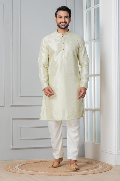 Lakhnavi Kurta
