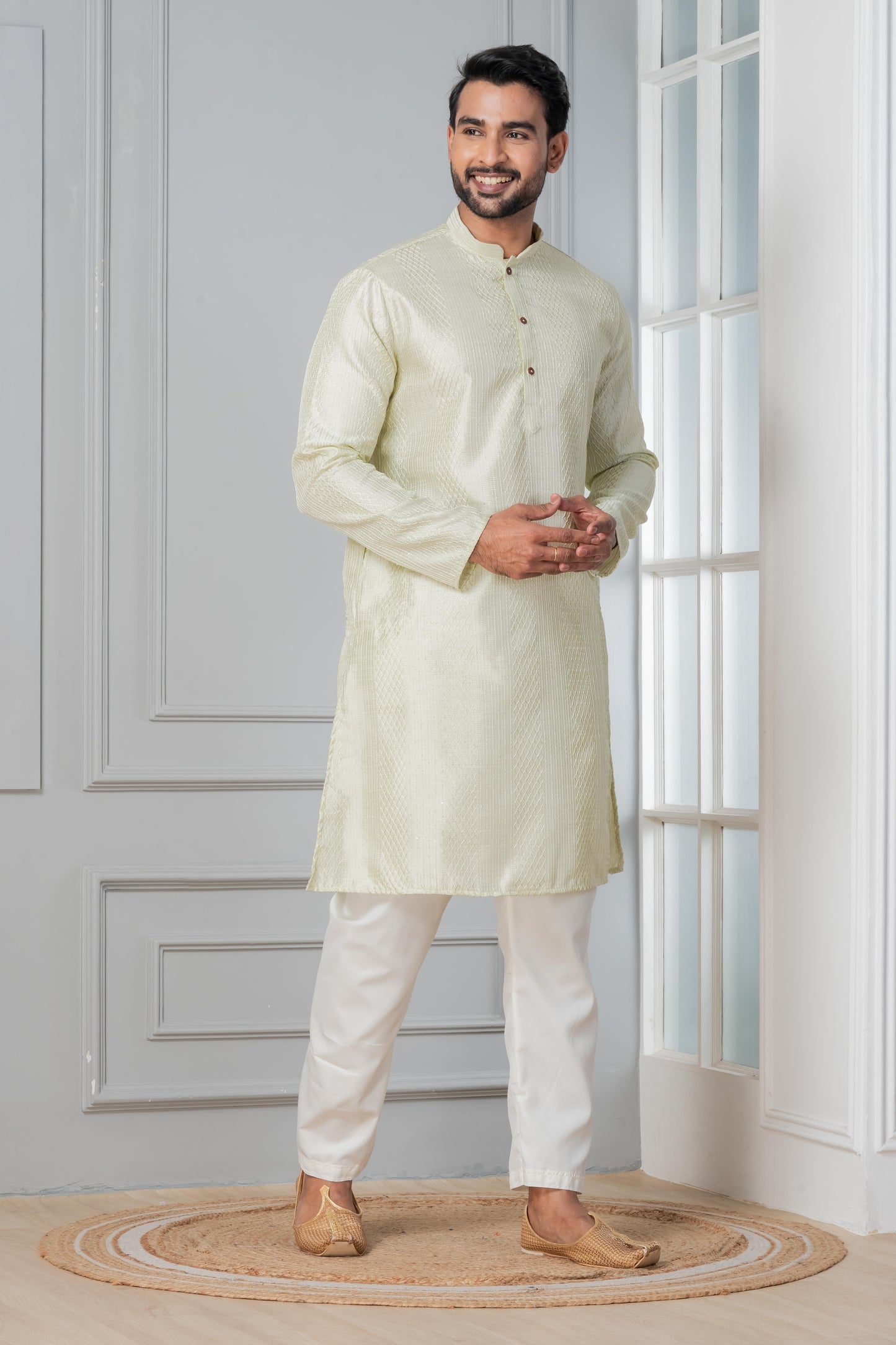 Lakhnavi Kurta