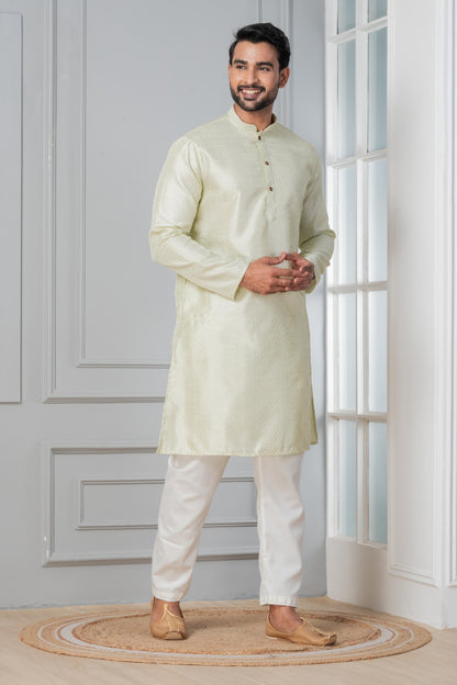 Lakhnavi Kurta